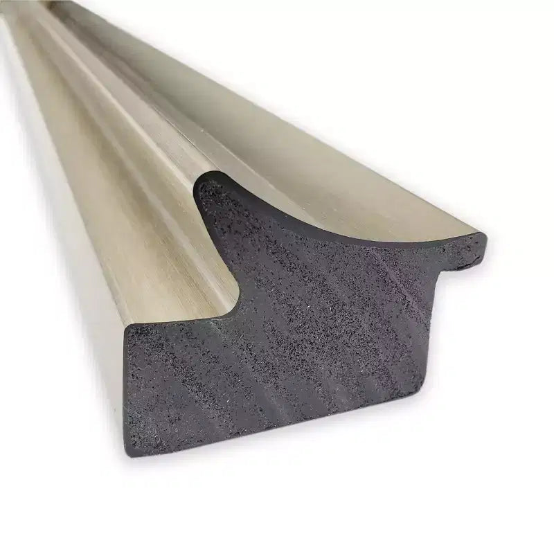 Specchio da parete con cornice rettangolare - Finitura argento spazzolato
