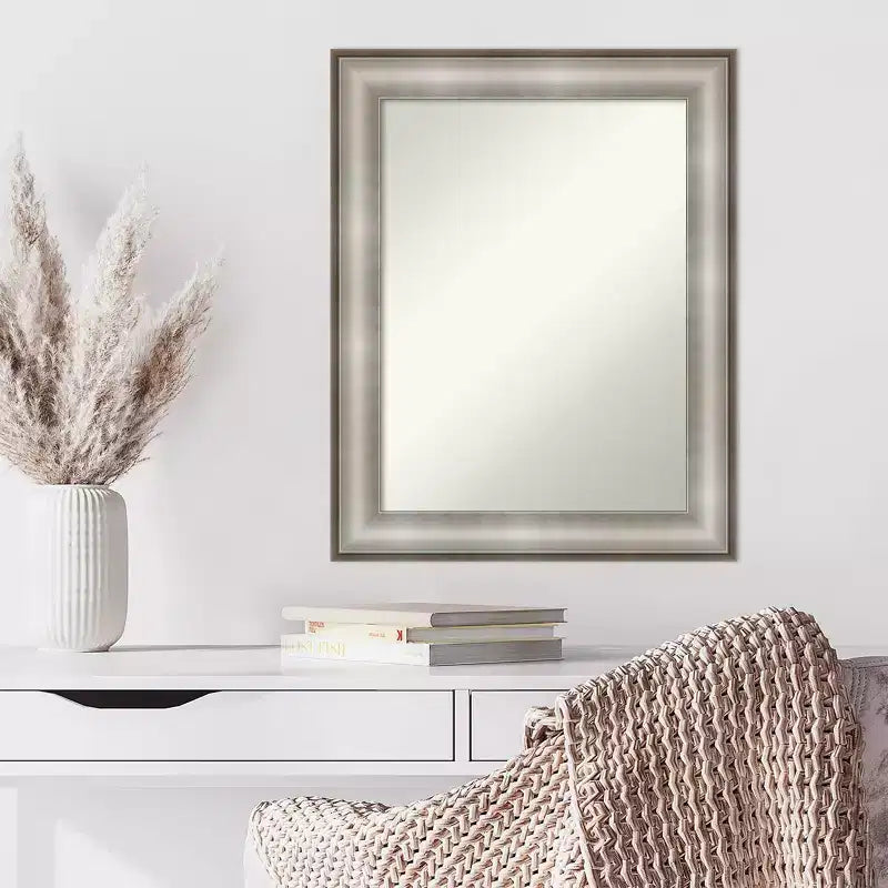 Specchio da parete con cornice rettangolare - Finitura argento spazzolato