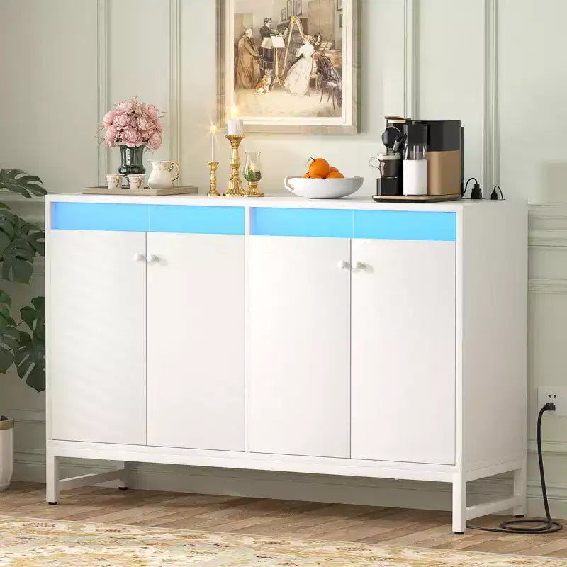 Mobile buffet contenitore con ripiani regolabili, luci LED e stazione di ricarica