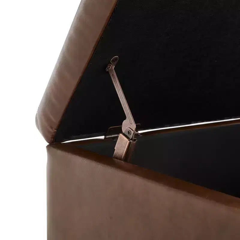 Pouf contenitore con struttura in legno stile Mid-Century